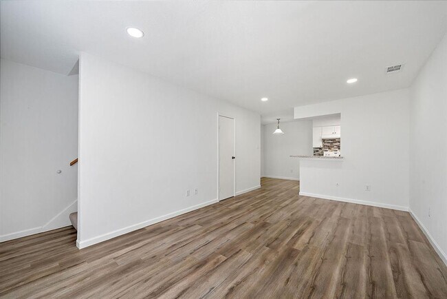 Building Photo - 8801 Hammerly Blvd