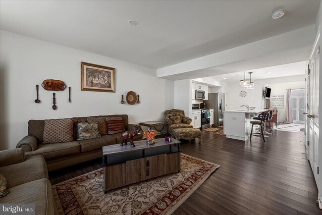 Foto del edificio - 35 Mengel Rd