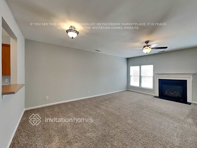 Building Photo - 9512 Blossom Hill Dr