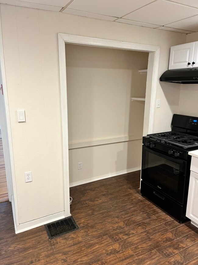 Kitchen (Pantry) - 52 Germain Ave