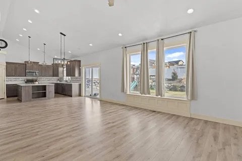 Building Photo - 1270 Dolostone Dr