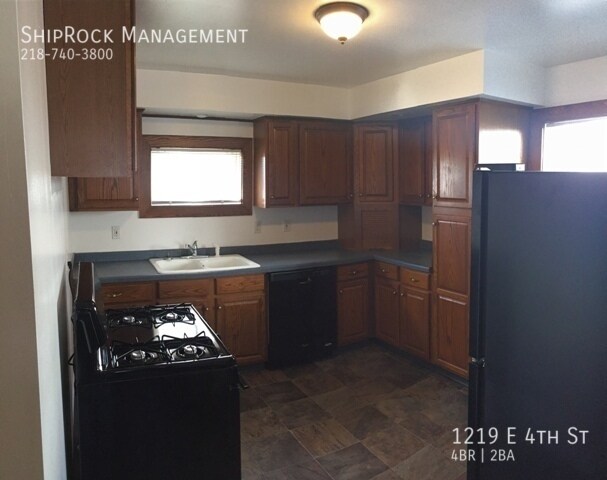 Foto del edificio - 1219 E 4th St