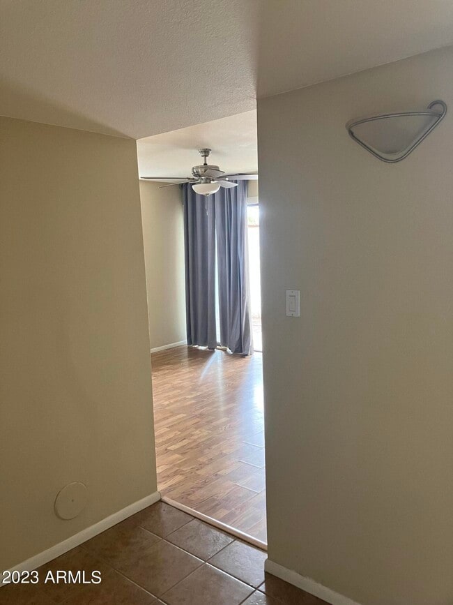 Foto del edificio - 16041 N 31st St