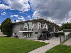 Building Photo - 942 N Cornell St