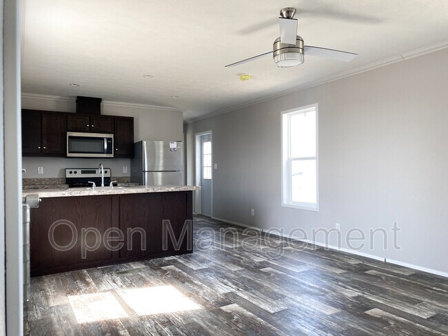 Foto del edificio - 87 Jerry Dr