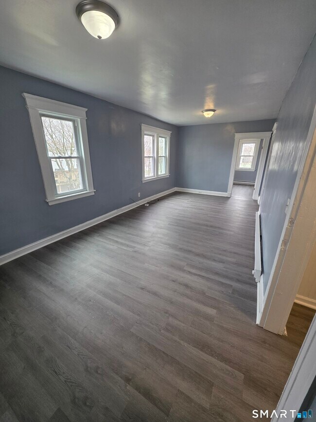 Foto del edificio - 31 Van Orman St