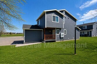 Building Photo - 2471 Wheeler Dr
