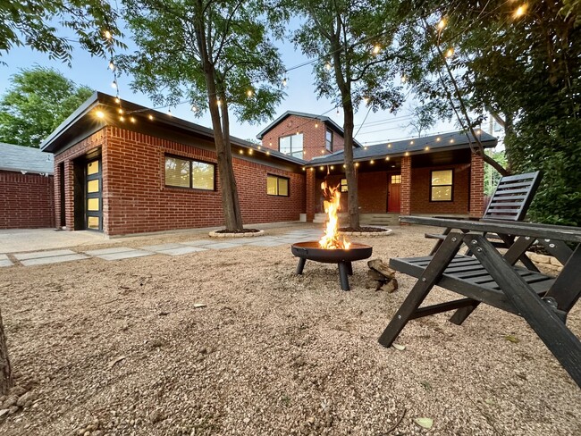 Foto del edificio - 3209 Lubbock Ave