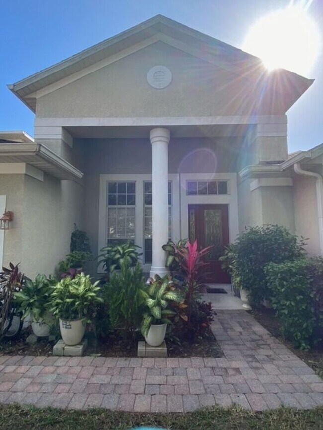 Foto del edificio - Beautiful 4 Bedroom 3 Bath Home in Ocoee
