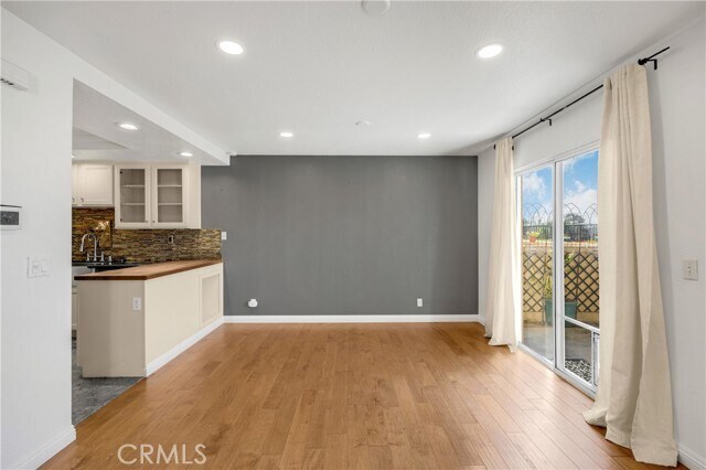 Building Photo - 21183 Jasmines Way