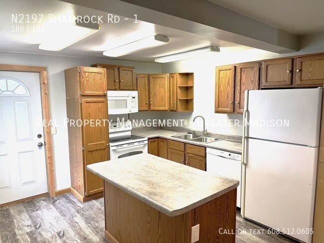Foto del edificio - N2197 Shamrock Rd