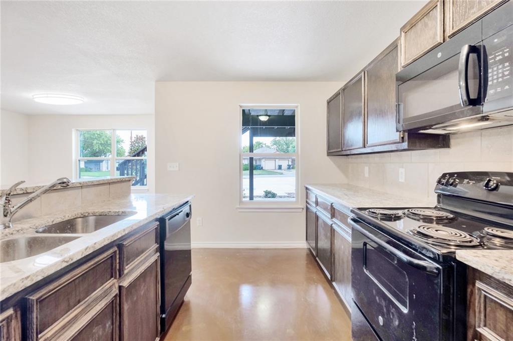 2200 Creekside Ln, TX 78626 Townhome Rentals in