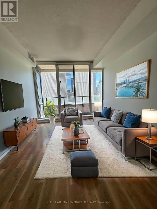 Building Photo - 111 Elizabeth St