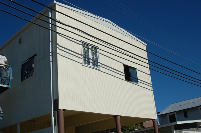 Building Photo - 18 Main St