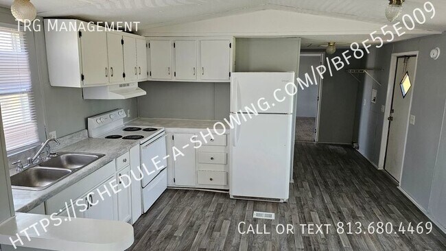 Building Photo - Lakeside Gem: 3BD 2Bath Rent to Own or For...