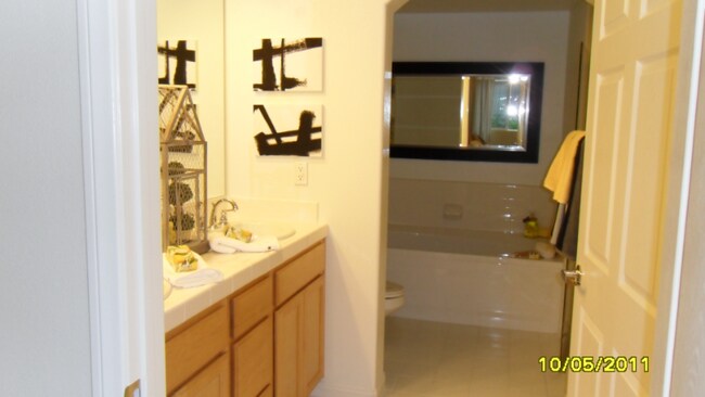 Foto del edificio - 8700 Glenoaks Blvd