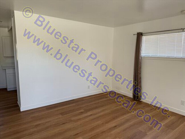 Foto del edificio - 15146 Prado Ct