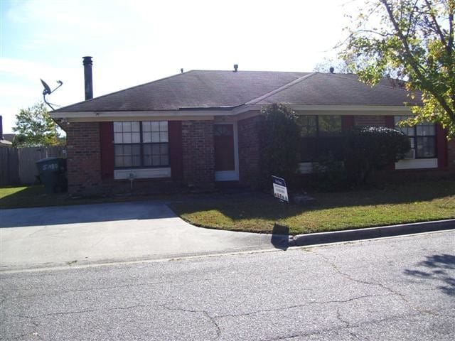 Primary Photo - 4 Peach Blossom Ct