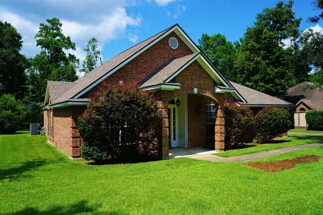 Foto del edificio - 2427 Chantilly Ln