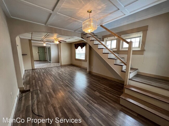 Building Photo - 3 br, 1 bath House - 2256 Benton Ave.