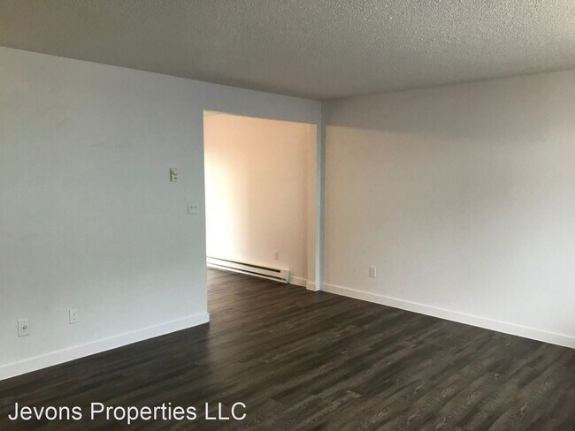 Building Photo - 1208 Willow St