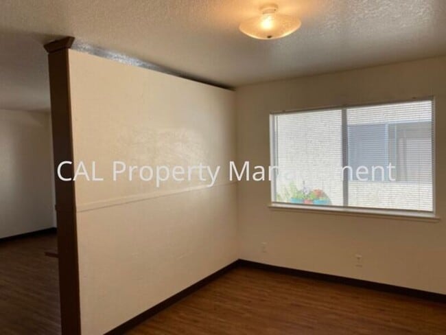 Building Photo - Studio for Rent in King City, CA!