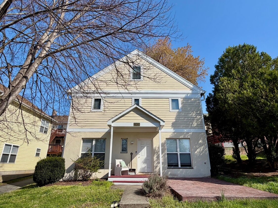 Photo - 2302 Fontaine Ave