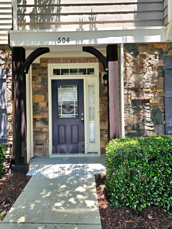 Photo - 504 Matheson Pl House