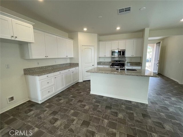 Building Photo - 2965 Flagstaff Dr