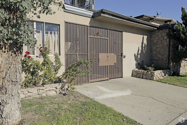 Building Photo - 1815 E Artesia Blvd