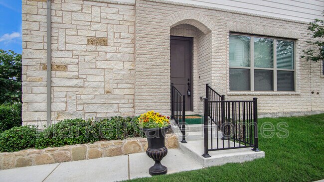 Building Photo - 6440 Northern Dancer Dr