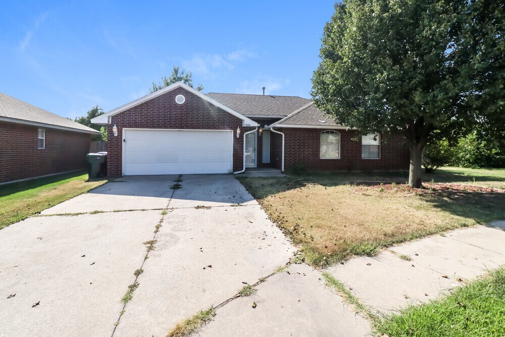 Foto principal - 1604 Hazelwood Dr