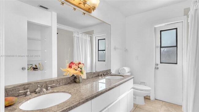 Building Photo - 9820 NW 10th St