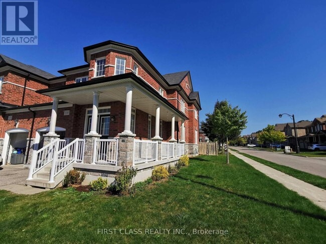 Building Photo - 1140 Stuffles Cres