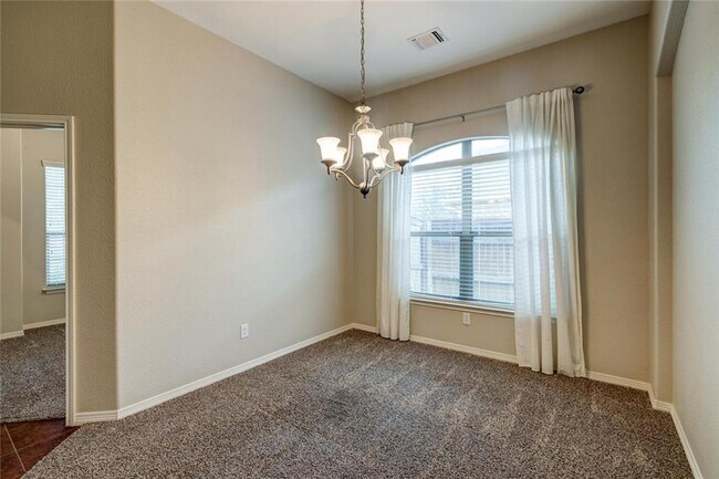 Building Photo - 2532 Santa Barbara Loop