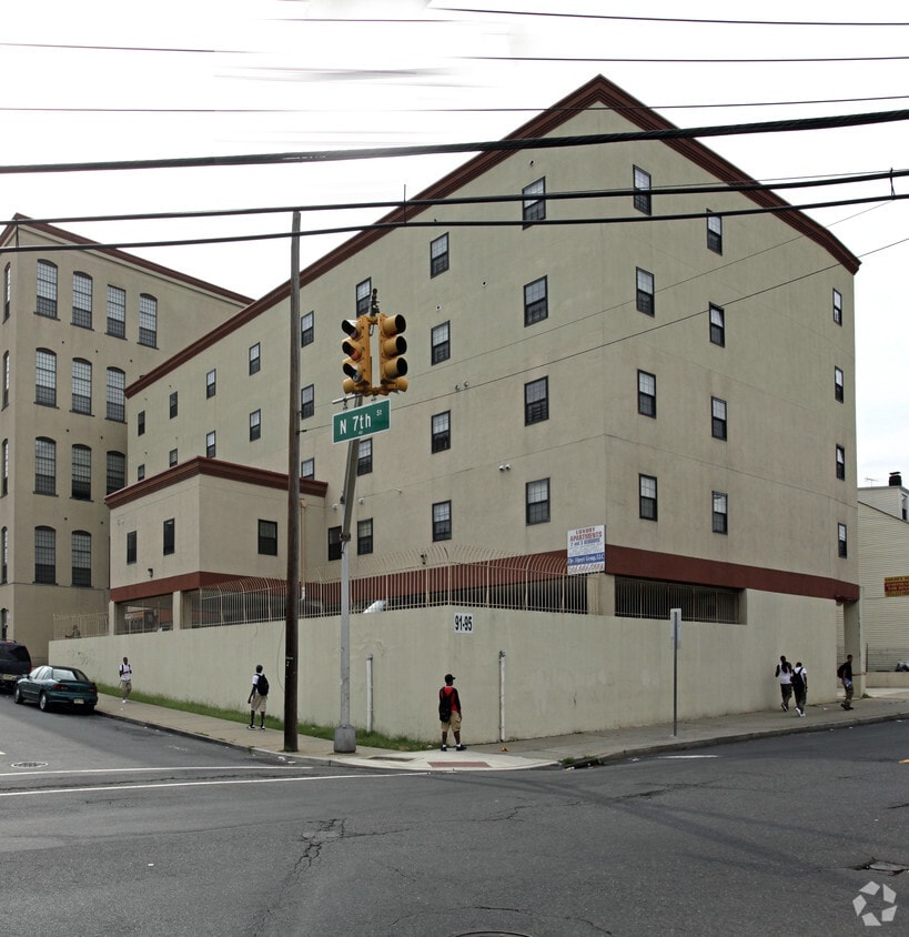 Side of the Building - Belmont/McBride Apartments