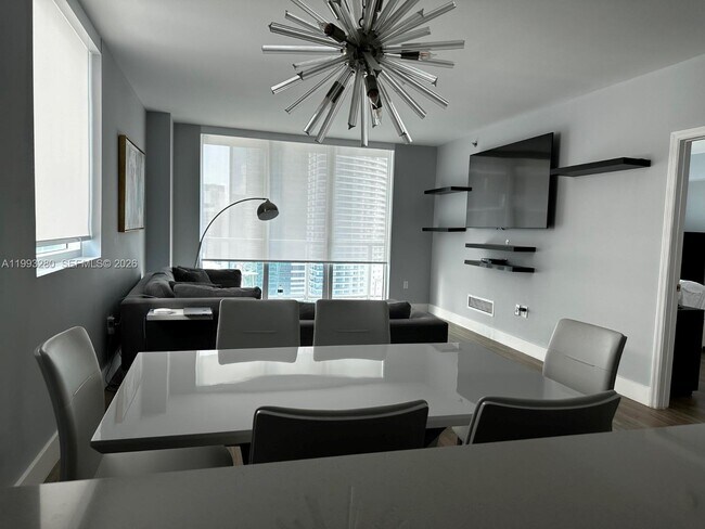 Foto del edificio - 500 Brickell Ave