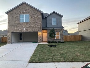 Building Photo - 19016 Quiet Range Dr