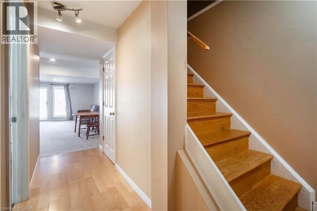 Building Photo - 592 Bonavista Dr