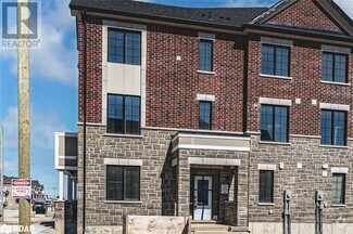Building Photo - 84 Ennerdale St