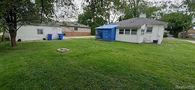 Foto del edificio - 4914 Gertrude St