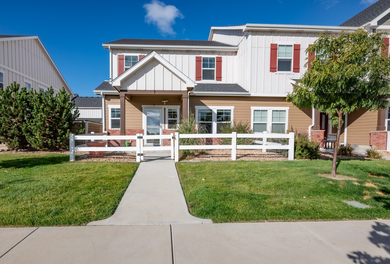 Foto principal - 3057 County Fair Ln