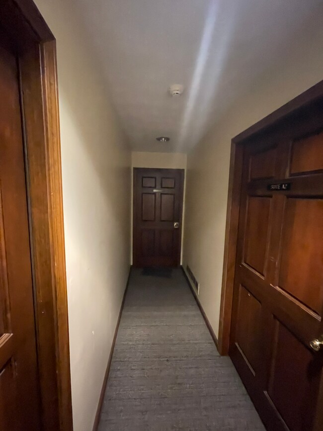Hallway - 524 W 5th Ave