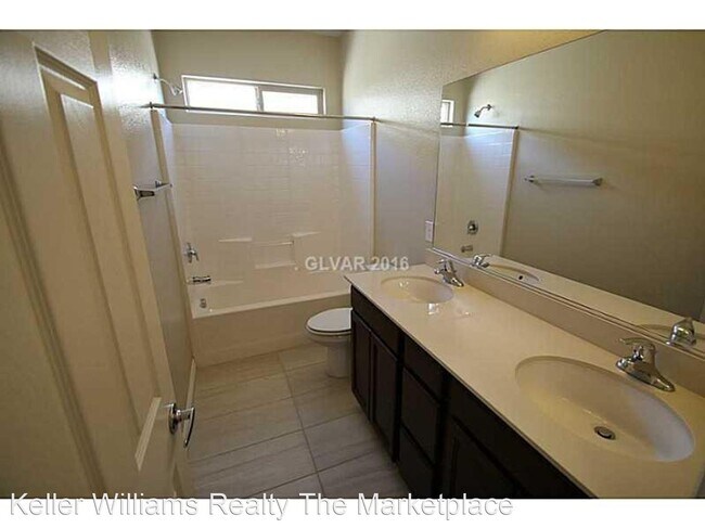 Building Photo - 3 br, 3 bath House - 1114 Aubrey Springs Ave