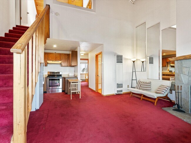 Building Photo - Seasonal or full-time Rental