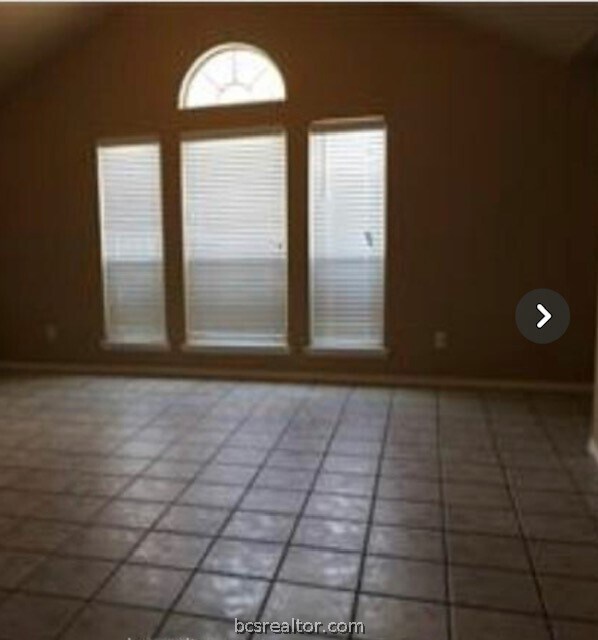 Foto del edificio - 3821 Oldenburg Ln