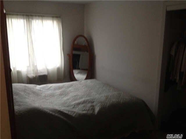 Foto del edificio - 134A Montauk Hwy