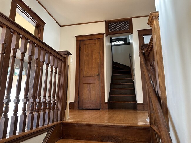 Building Photo - 51 Foskett St