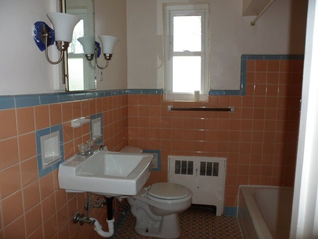 Building Photo - 4411 Innes Ave