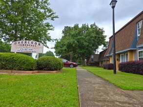 Building Photo - 1121 Morningside Dr